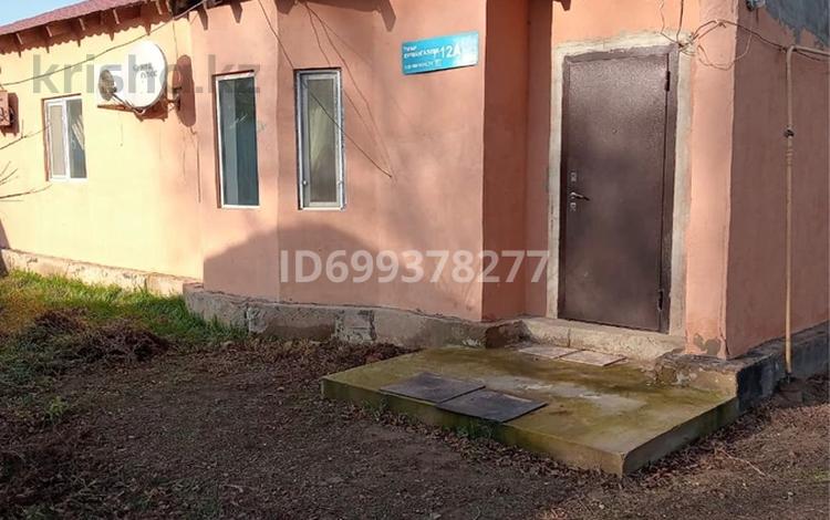 Отдельный дом · 4 комнаты · 100 м² · 4 сот., Курмангалиев 14 — Ломоносов мектептын арты за 15 млн ₸ в Курмангазы (Ганюшкино) — фото 2