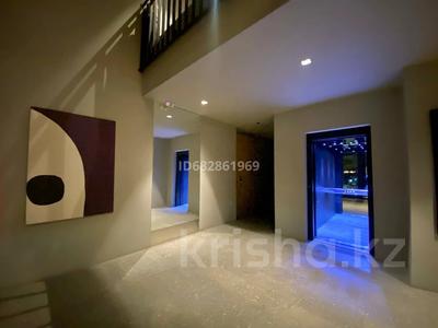 Аренда квартир в Алматы: 4-комнатная квартира · 135 м² · 3/3 этаж · помесячно, мкр Горный Гигант, Есентай сити — Аль-Фараби и Каппарова за 2.2 млн 〒 4-комнатная квартира · 135 м² · 3/3 этаж · помесячно, мкр Горный Гигант, Есентай сити — Аль-Фараби и Каппарова за 2.2 млн 〒 в Алматы, Медеуский р-н