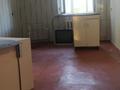 1-комнатная квартира, 34 м², 2/3 этаж, Шмидта 1А за 10.5 млн 〒 в Шымкенте, Абайский р-н — фото 2
