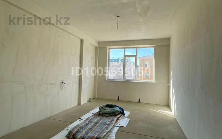 2-бөлмелі пәтер · 66.66 м² · 2/9 қабат, мкр Нурсая, Султан Бейбарыс 437, бағасы: 30.5 млн ₸ в Атырау — фото 2