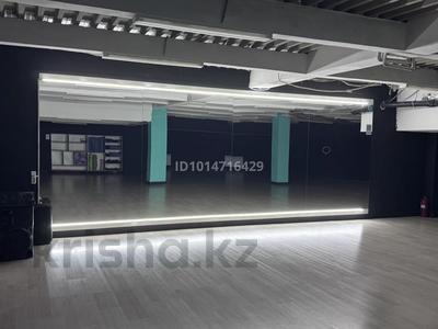 Спортивный зал с оборудованием и инвентарём · 235.7 м², бағасы: 2 млн ₸ в Актау, 14-й мкр