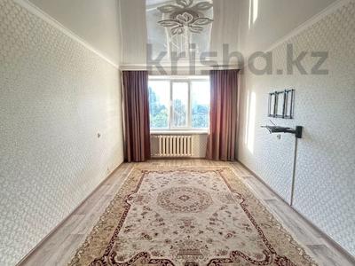 2-комнатная квартира · 54 м² · 4/5 этаж, мкр Кунаева за 16 млн ₸ в Уральске