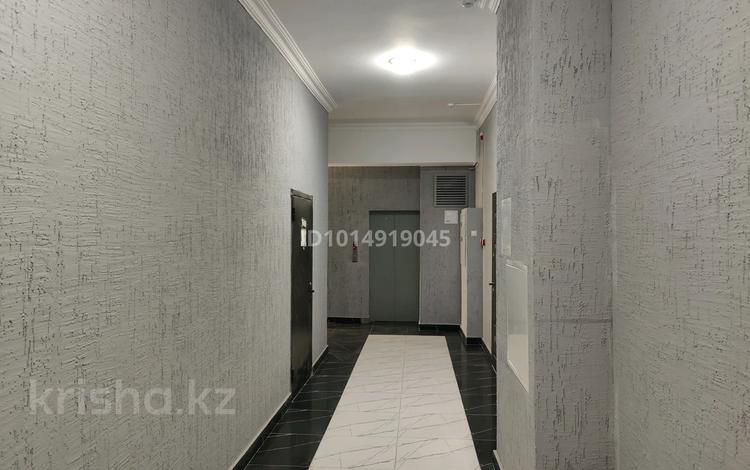 3-бөлмелі пәтер · 102.7 м² · 11/12 қабат, 17-ш/а. 112, бағасы: 28.5 млн ₸ в Актау, 17-й мкр — фото 2