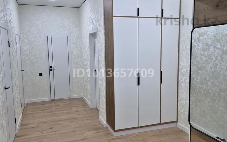 3-комнатная квартира · 111 м² · 3/5 этаж, мкр. Алтын орда 100б за 48 млн ₸ в Актобе — фото 2