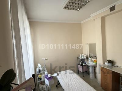 Офисы, салоны красоты, образование, кабинеты и рабочие места · 18 м² за 100 000 ₸ в Караганде, Казыбек би р-н