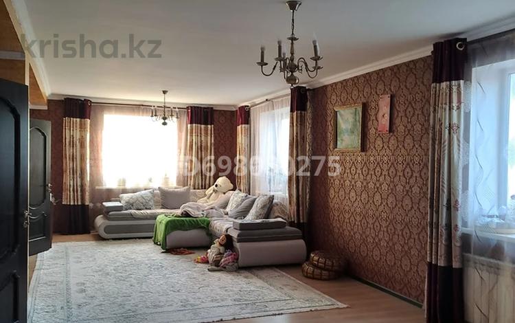 Отдельный дом · 9 комнат · 240 м² · 8 сот., мкр Курамыс — Балбырауна за 150.1 млн ₸ в Алматы, Наурызбайский р-н — фото 6