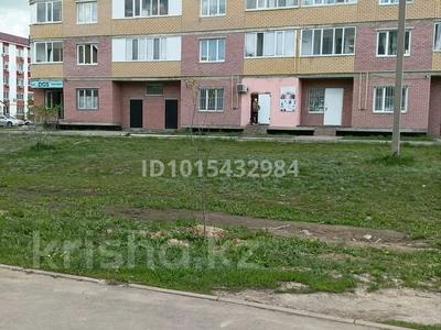 1-комнатная квартира · 55 м² · 5/9 этаж, 10 мкр 21 — 6 школа за 15.5 млн ₸ в Аксае