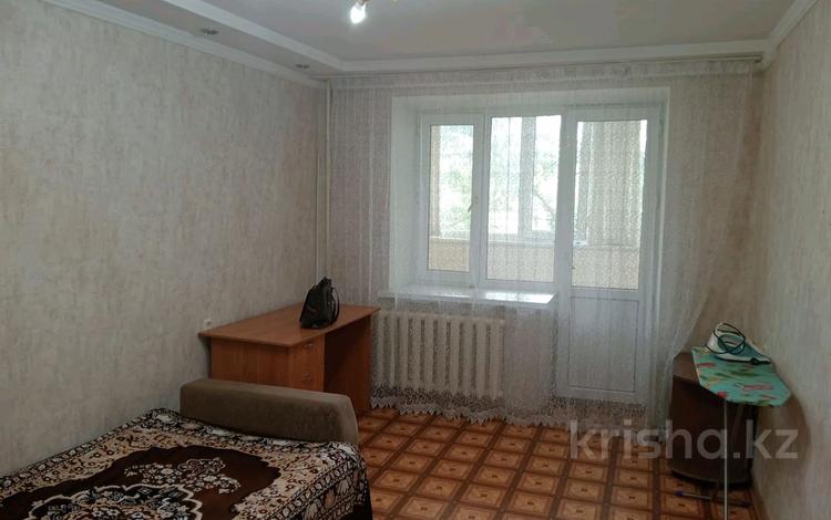 1-бөлмелі пәтер · 48 м² · 2/10 қабат, Жамбыла, бағасы: 100 000 ₸ в Уральске — фото 2