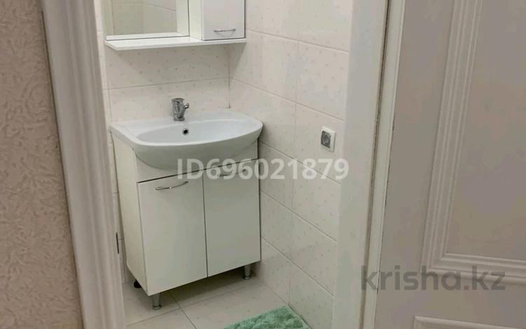 3-комнатная квартира · 130 м² · 3/7 этаж, Туркестан 14/2 — Ботанический сад за 420 000 ₸ в Астане, Есильский р-н — фото 2
