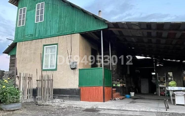 Жеке үй · 3 бөлме · 68.2 м² · 6 жүзд., Косанова 50а — Матяша-косанова, бағасы: 15 млн ₸ в Семее — фото 2