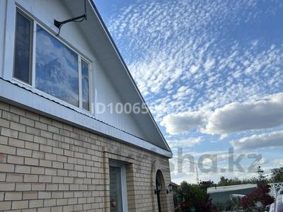 Отдельный дом · 4 комнаты · 135 м² · 8 сот., Комсомольская — Лесная- Комсомольская за 38 млн 〒 в 