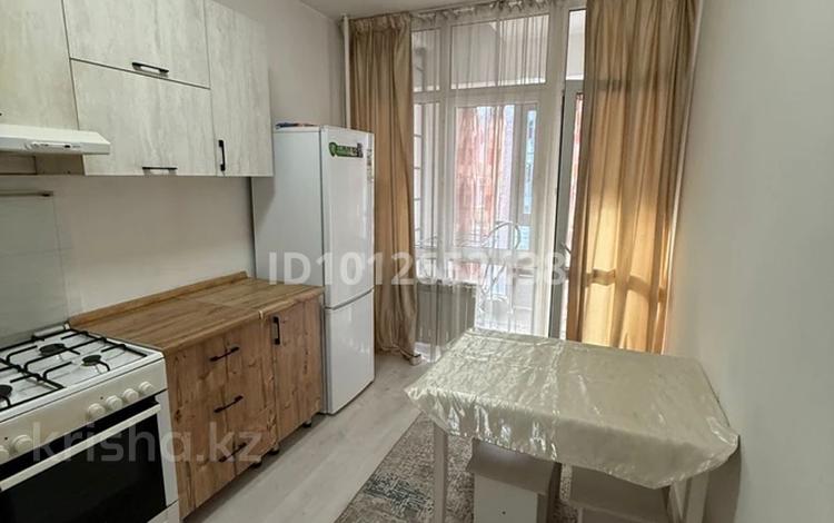 1-комнатная квартира · 40 м² · 6/9 этаж, Сарыарка 1/1 за 180 000 ₸ в Алматы, Турксибский р-н — фото 2