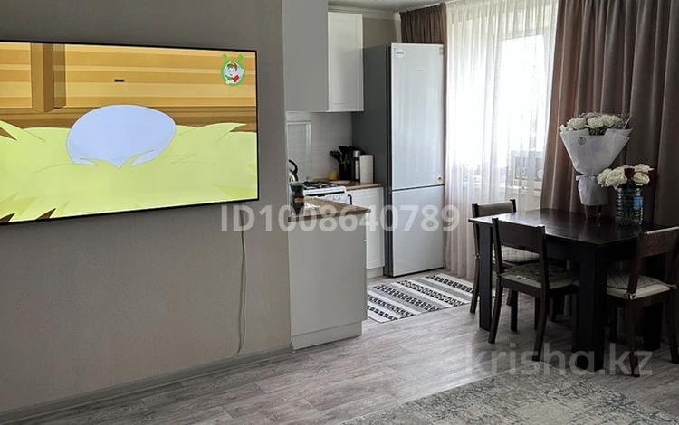3-бөлмелі пәтер · 59.4 м² · 5/5 қабат, 1 микрорайон 24 — Парк Алатау, бағасы: 10.5 млн ₸ в Лисаковске — фото 2