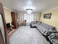 3-бөлмелі пәтер · 70 м² · 1/5 қабат, Восток-3 ш/а., Майкудук, мкр Восток-3 17, бағасы: 19.3 млн ₸ в Караганде, Алихана Бокейханова р-н