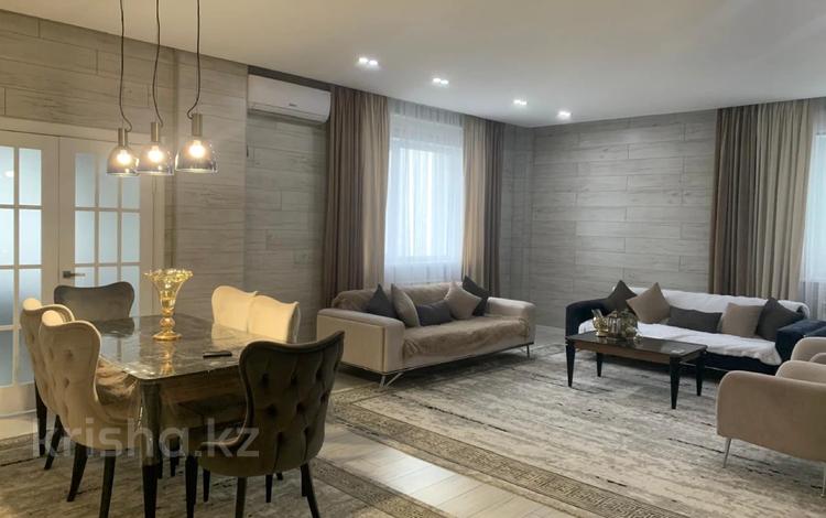 5-бөлмелі пәтер · 210 м² · 16/17 қабат, Кунаева 91, бағасы: 800 000 〒 в Шымкенте, Аль-Фарабийский р-н — фото 2
