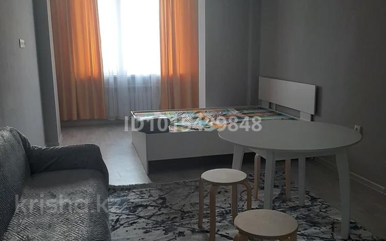 1-комнатная квартира · 33 м² · 2/10 этаж, Карасай 326 — Карасай батыра за 300 000 ₸ в Алматы, Алмалинский р-н — фото 2