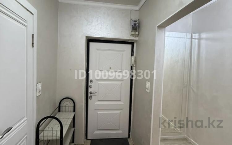 3-комнатная квартира · 60 м² · 1/5 этаж, мкр Мынбулак, Алатау 27 за 180 000 ₸ в Таразе — фото 19