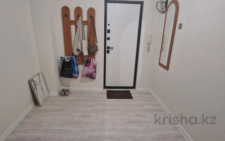 2-комнатная квартира · 54 м² · 4/5 этаж, 101 Стрелковой бригады 13 — Рынок Алтай за 150 000 ₸ в Актобе — фото 2