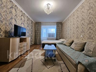 2-комнатная квартира, 70 м², 6/9 этаж помесячно, Акмешит 5 — Алматы за 200 000 〒 в Астане, Есильский р-н