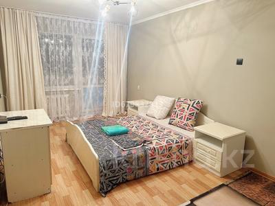 1-комнатная квартира, 36 м², 2/5 этаж посуточно, Муратбаева 181 за 10 000 〒 в Алматы, Алмалинский р-н