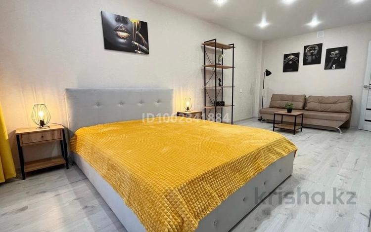 1-бөлмелі пәтер · 38 м² · 3/5 қабат, Толстого 51 — Абая, бағасы: 12 000 ₸ в Костанае — фото 2
