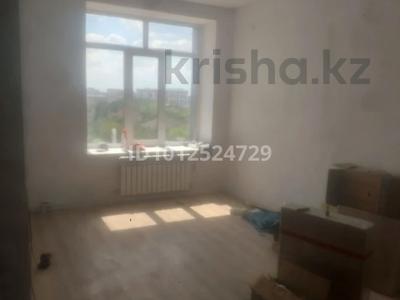 2-комнатная квартира · 46 м² · 6/9 этаж, мкр Юго-Восток, Мкр Юго-Восток, мкр Гульдер 2 40/1 — Татинбетова, Муканова за 170 000 〒 в Караганде, Казыбек би р-н