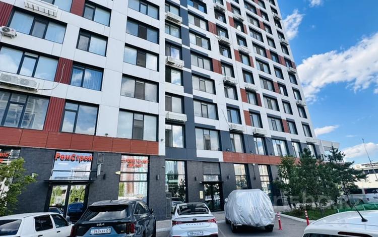 Свободное назначение, офисы, магазины и бутики, общепит, салоны красоты, фитнес и спорт, медцентры и аптеки, образование, развлечения, конференц-залы, кабинеты и рабочие места · 310 м² за 3 млн ₸ в Астане, Нура р-н — фото 2