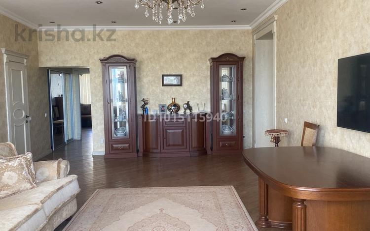 3-комнатная квартира · 120 м² · 7/7 этаж, мкр Новый Город, Ерубаева 44/2 за 76 млн ₸ в Караганде, Казыбек би р-н — фото 2