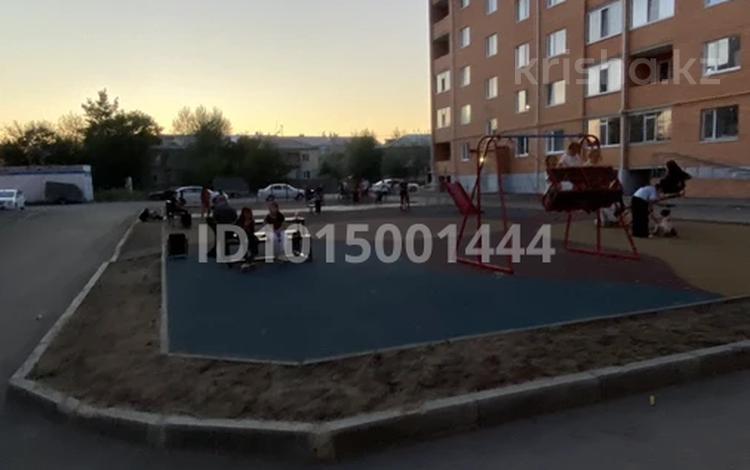 2-бөлмелі пәтер · 70 м² · 4/6 қабат, Дорожная 3В — Пятый магазин кольцо, бағасы: 250 000 ₸ в Затобольске (Тобыле) — фото 2