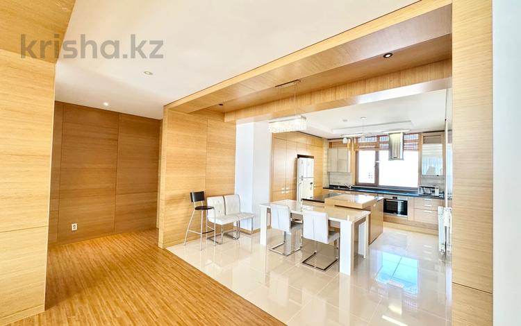 3-комнатная квартира · 158 м² · 8/18 этаж, Байтурсынова 5 за 850 000 〒 в Астане, Алматы р-н — фото 2