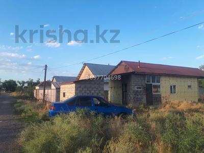 Жеке үй · 2 бөлме · 45 м² · 10 жүзд., Алибаба, бағасы: 4 млн ₸ в Нура