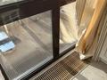 3-бөлмелі пәтер · 137 м² · 3/7 қабат, Сатыбалды Дауымова — Стадион Атояна, Городской Парк Культуры и Отдыха, бағасы: 100 млн ₸ в Уральске — фото 11