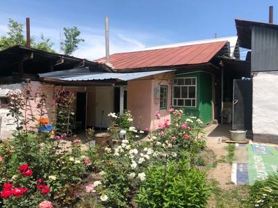 Продажа домов и дачи в Алматы: Отдельный дом · 7 комнат · 120 м² · 5.78 сот., Истомина — Верненская за 42 млн 〒 Отдельный дом · 7 комнат · 120 м² · 5.78 сот., Истомина — Верненская за 42 млн 〒 в Алматы, Медеуский р-н