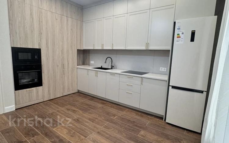 4-комнатная квартира · 122 м² · 2/9 этаж, Шамши Калдаяков 14 за 122 млн ₸ в Астане, Сарайшык р-н — фото 2