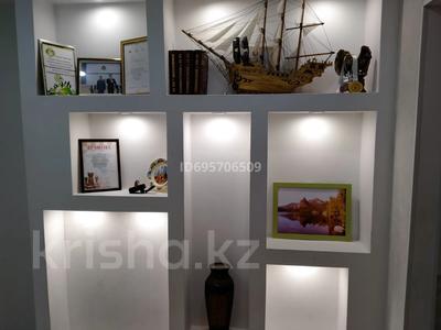 3-бөлмелі пәтер · 60 м² · 1/9 қабат, мкр Юго-Восток, 29й микрорайон 10/3 — Муканова, бағасы: 21 млн ₸ в Караганде, Казыбек би р-н