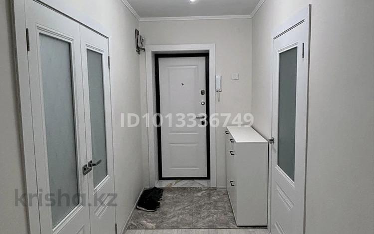 3-комнатная квартира · 64 м² · 5/6 этаж, мкр 8, Братьев Жубановых 269 за 25 млн ₸ в Актобе — фото 2