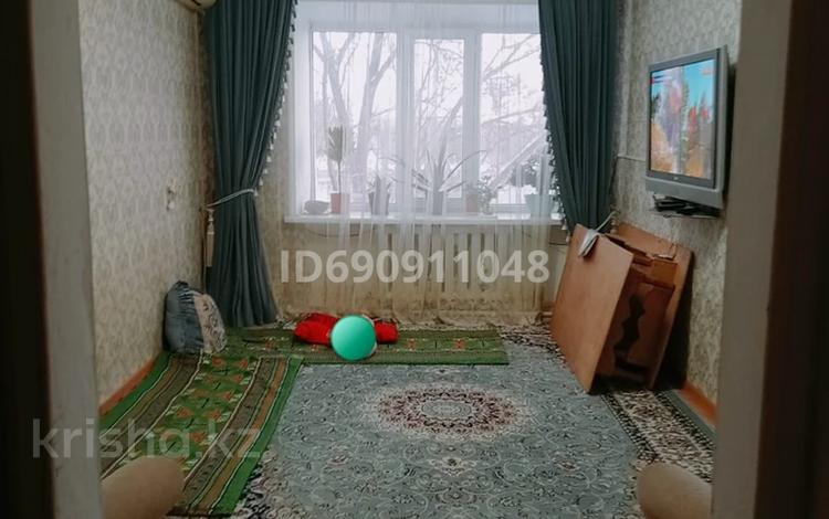3-комнатная квартира · 56.1 м² · 2/2 этаж, мкр 41-й разъезд, Мкр 41-й разъезд 2/2 — ПМС за 11 млн ₸ в Актобе — фото 2