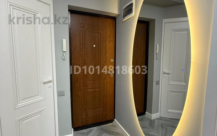 3-комнатная квартира · 70 м², мкр Алтай-1, Майлина 75 за 300 000 ₸ в Алматы, Турксибский р-н — фото 2