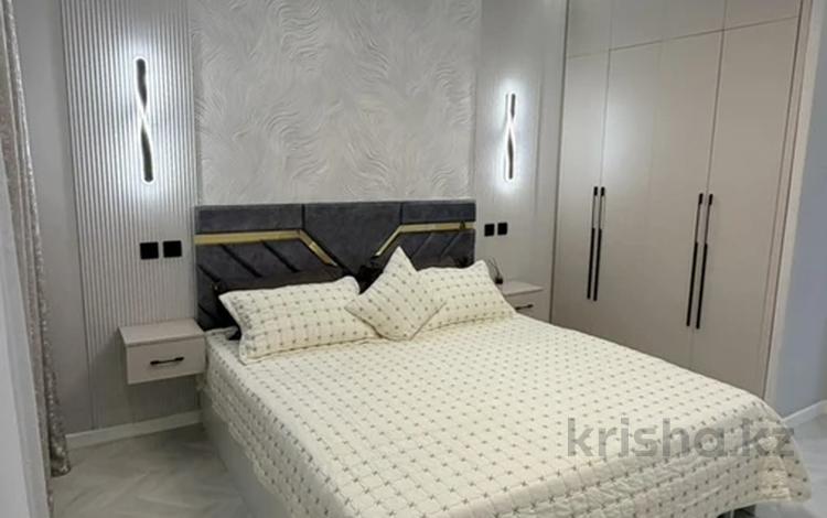 2-комнатная квартира · 78 м² · 1/5 этаж, мкр. Алтын орда, Улица Ораза Татеулы 19 за 2 500 ₸ в Актобе — фото 2