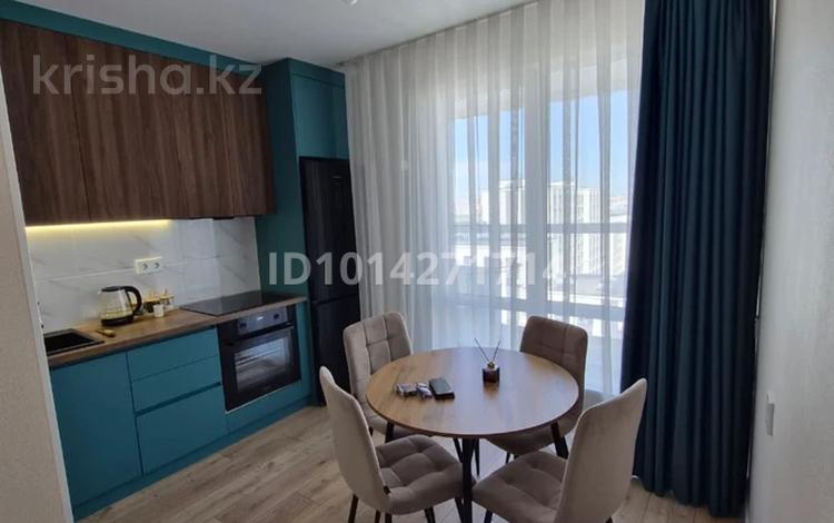 1-комнатная квартира · 35 м² · 17/17 этаж, Улы Дала 10 — Чингиза Айтматова за 220 000 ₸ в Астане, Нура р-н — фото 2