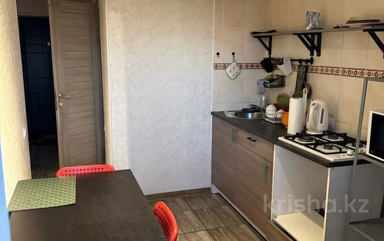 1-комнатная квартира · 40 м² · 9/9 этаж, Желтоксан 12 — Абая пересечение желтоксан , рядом Минфин , набережная. за 220 000 ₸ в Астане, Сарыарка р-н — фото 2