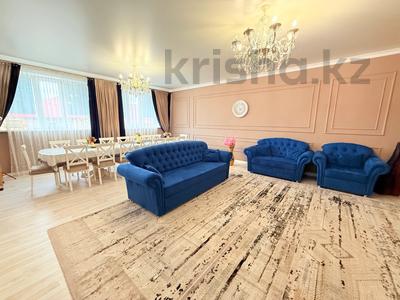 Отдельный дом · 6 комнат · 436 м² · 13 сот., Кемел Акишев 11 за 90 млн 〒 в Караоткеле