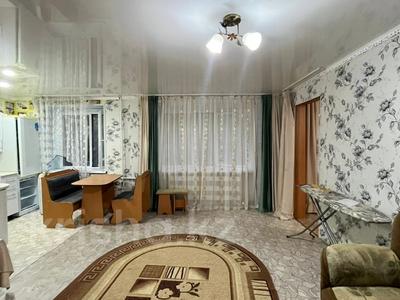 2-бөлмелі пәтер · 43 м² · 1/4 қабат, Гагарина 19 — Маг. Восток, кафе Сафари, районная больница, бағасы: 6 млн ₸ в Топаре