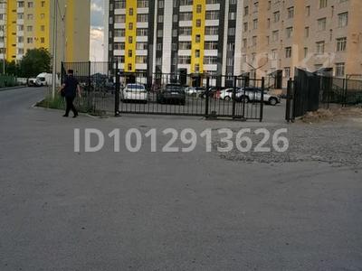 1-бөлмелі пәтер · 42 м² · 4/6 қабат, Майкудук, Майкудук, мкр Голубые пруды 3/3 — возле поликлиники, бағасы: 13.5 млн ₸ в Караганде, Алихана Бокейханова р-н