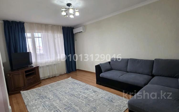 3-комнатная квартира · 65 м² · 5/5 этаж, 17-й микрорайон 7А — Еримбетова и Жандарбекова за 180 000 ₸ в Шымкенте, Аль-Фарабийский р-н — фото 2