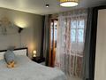 2-комнатная квартира · 60 м² · 5/5 этаж, Сатпаева — Расположение просто отличное: снизу строительный магазин, торговый дом «Пирамида», Янтарь, Магнум, множество продуктовых и мясных магазинов, аптек и кафе. В шаговой доступности вокзал и привокзальная площадь. Через дорогу — больница, а также множество детских садов, школ и ЖД колледж. за 260 000 ₸ в Петропавловске