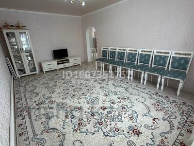 Отдельный дом · 4 комнаты · 145 м² · 3 сот., Яблоневая 30 — Яблоневая Самал за 37 млн ₸ в Уральске