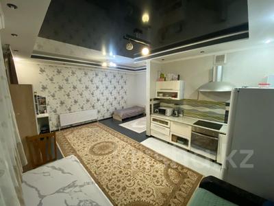Продажа квартир в Астане: 1-комнатная квартира · 45 м² · 10/11 этаж, Момышулы 2в за 17 млн 〒 1-комнатная квартира · 45 м² · 10/11 этаж, Момышулы 2в за 17 млн 〒 в Астане, Алматы р-н