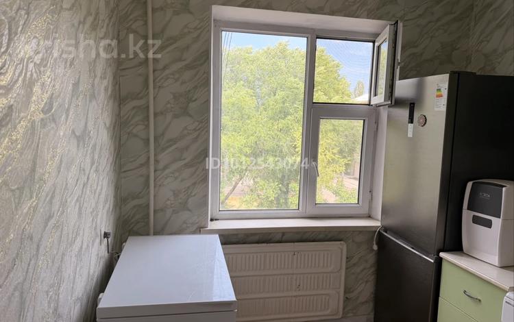 1-бөлмелі пәтер · 31 м² · 4/5 қабат, мкр Салтанат 1, бағасы: 8.7 млн ₸ в Таразе — фото 3