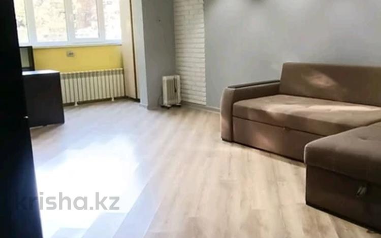 2-бөлмелі пәтер · 50 м² · 2/8 қабат, Достык 40 — Кабанбай батыра, бағасы: 400 000 ₸ в Алматы, Медеуский р-н — фото 2